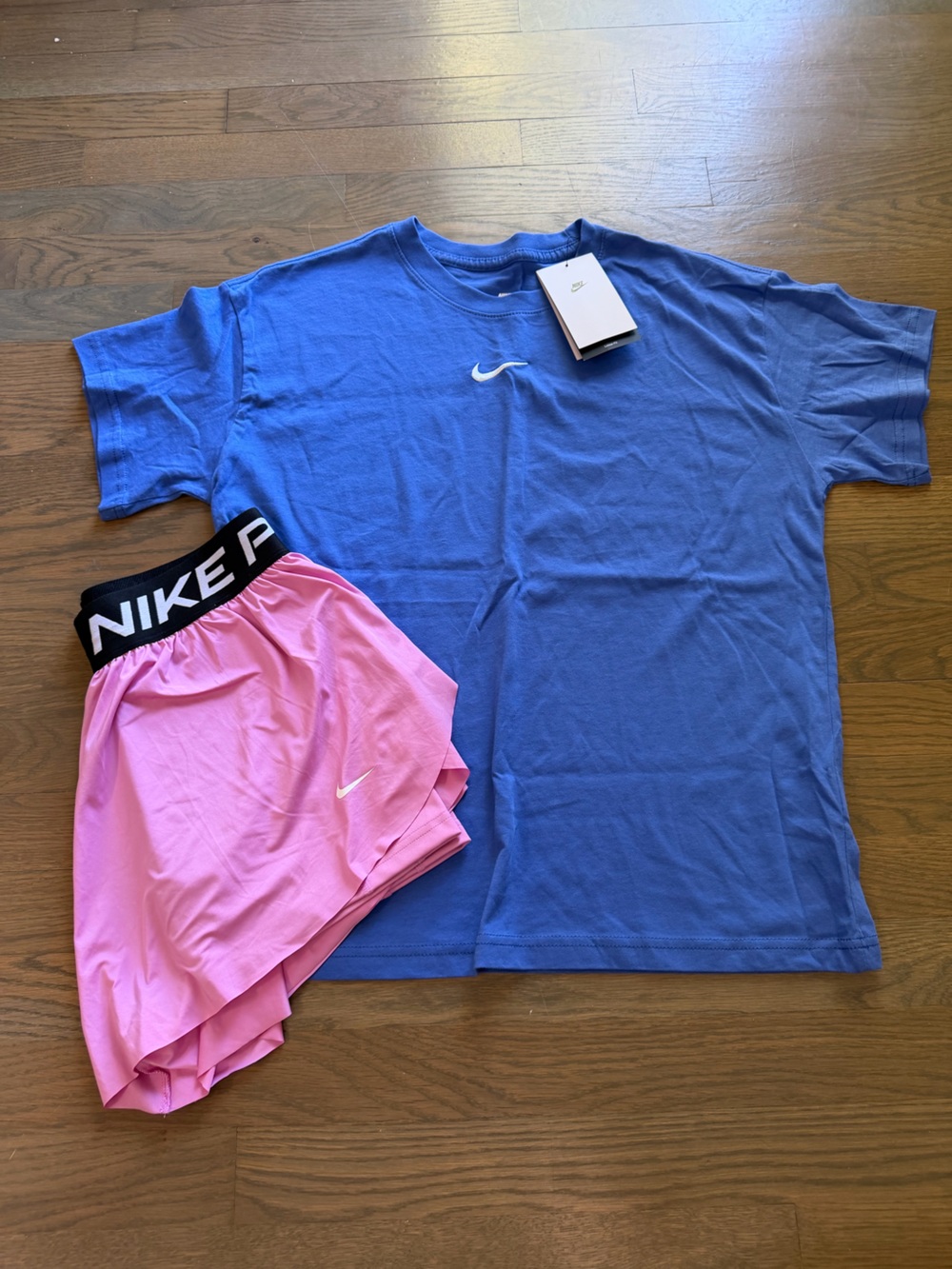 NWT Nike Girls Set size XL